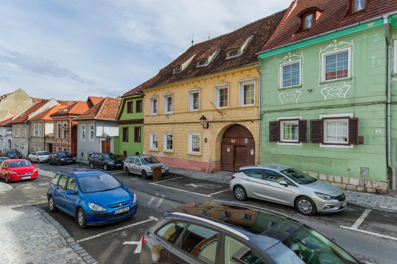 Dream Guesthouse Braşov Extérieur photo