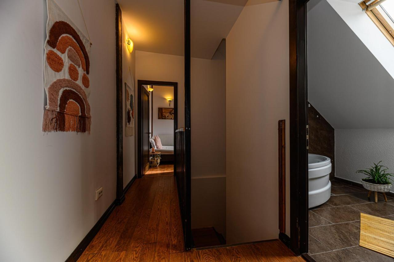 Dream Guesthouse Braşov Extérieur photo